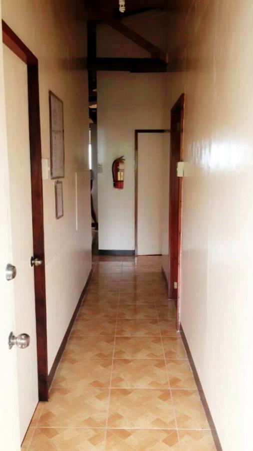Rb Transient House Hotell Coron Exteriör bild