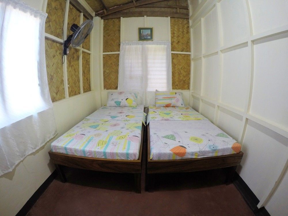 Rb Transient House Hotell Coron Exteriör bild